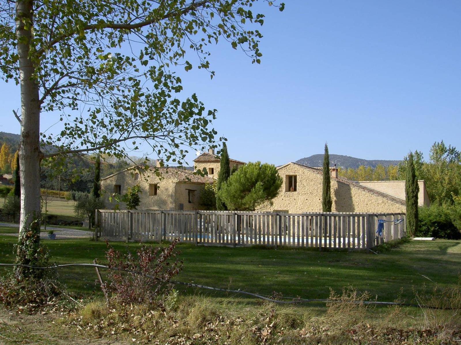 Gite Aux Tournesols Malaucene Bagian luar foto